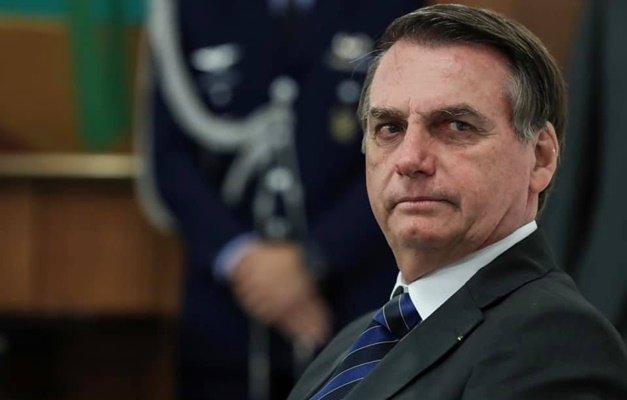 Bolsonaro deixa hospital após ser internado devido a ‘desconforto’ no abdômen