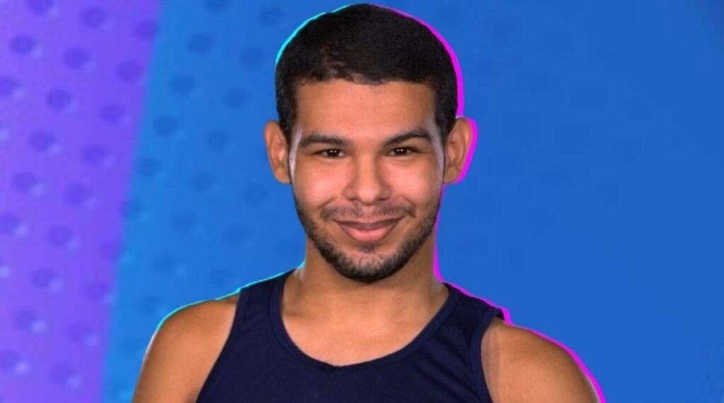 Vinicius é o oitavo eliminado do BBB 22 com 55,87% dos votos