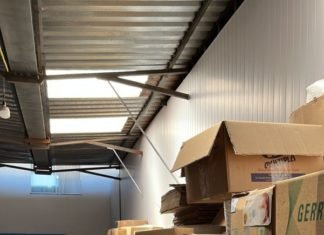 Decon e Vigilância Sanitária interditam fábrica de máscaras em Goiânia Decon e Vigilância Sanitária interditam fábrica de máscaras em Goiânia