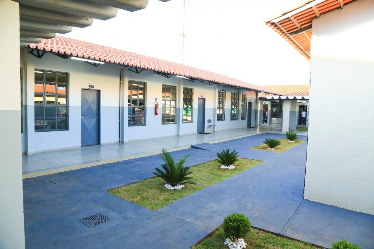 Inaugurada nova sede do Colégio Estadual Benedito Brás, em Americano do Brasil Inaugurada nova sede do Colégio Estadual Benedito Brás, em Americano do Brasil