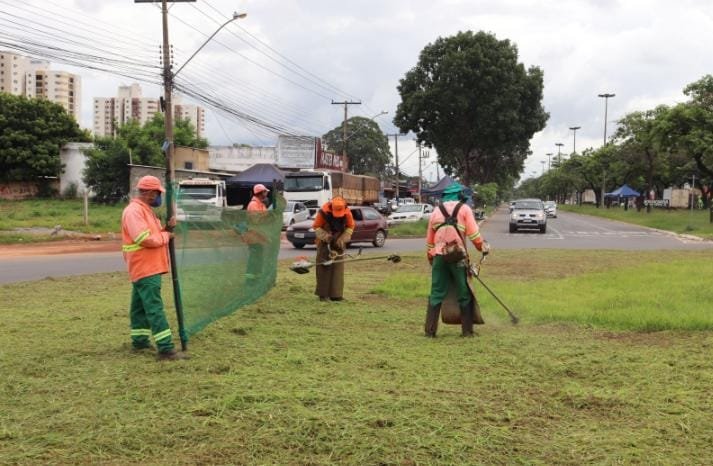 Prefeitura de Goiânia faz limpeza, revitalização e manutenção de espaços públicos em 41 bairros, nesta segunda-feira (11/04) Prefeitura de Goiânia faz limpeza, revitalização e manutenção de espaços públicos em 41 bairros, nesta segunda-feira (11/04)