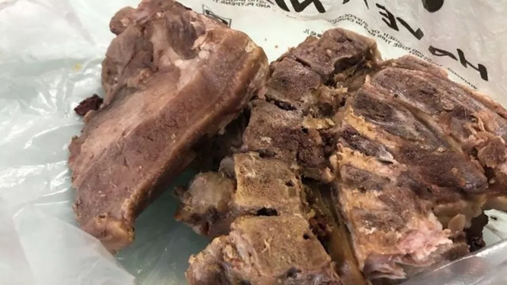 A vida em Xangai em lockdown contra a covid: ‘Paguei quase R$ 300 por carne podre’ A vida em Xangai em lockdown contra a covid: ‘Paguei quase R$ 300 por carne podre’