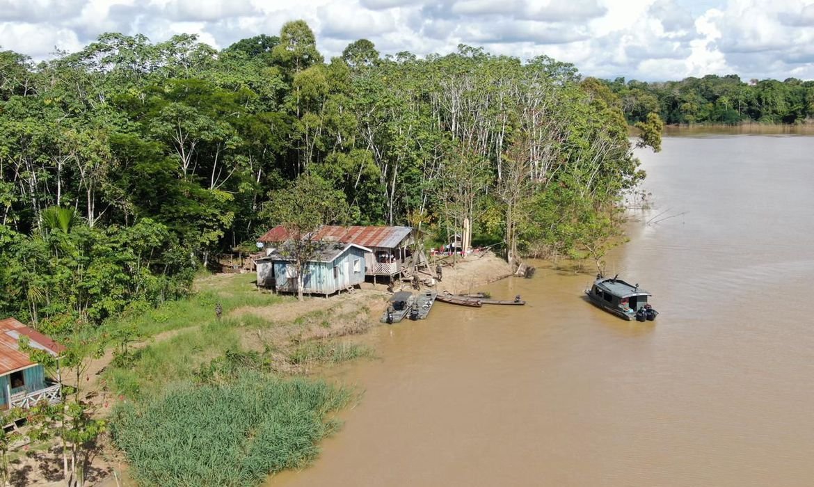 Restos mortais encontrados em buscas são levados para Brasília Restos mortais encontrados em buscas são levados para Brasília
